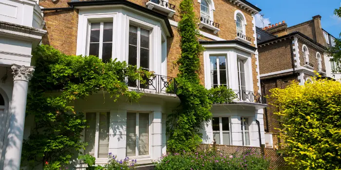 REDUCE IHT ON YOUR LONDON PROPERTY AN INTERVIEW WITH MICHELLE CARTWRIGHT | John Lamb Hill Oldridge